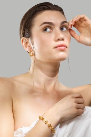 Korvakoru Twist of Gold - 18k Kullattu