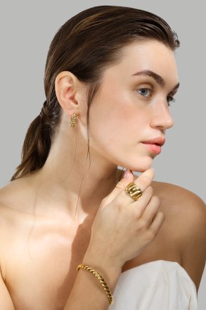 Korvakorut Twisted Heart – 18k Kullatut