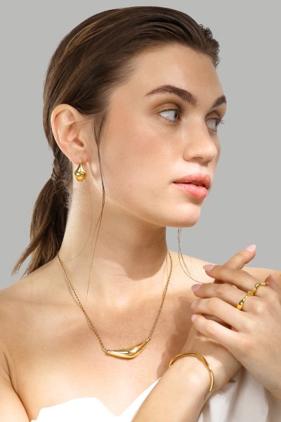 Korvakorut Glow Hoop – 18k Kullatut