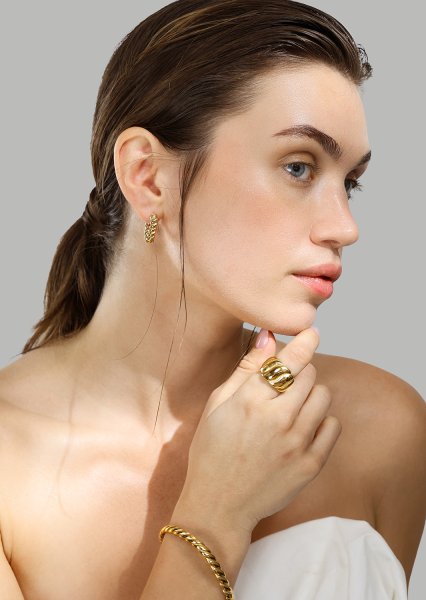 Rannekoru Twist Glow - 18k Kullattu
