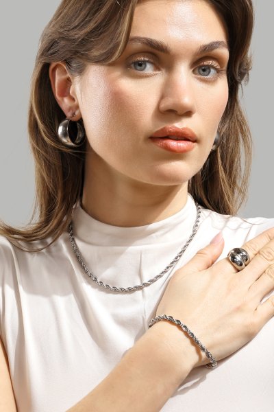 Rannekoru Twisted Link- Silver Plated