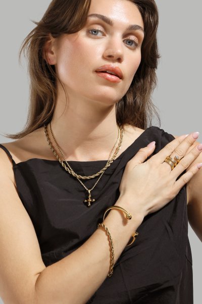 Rannekoru Twisted Link- 18k Kullattu