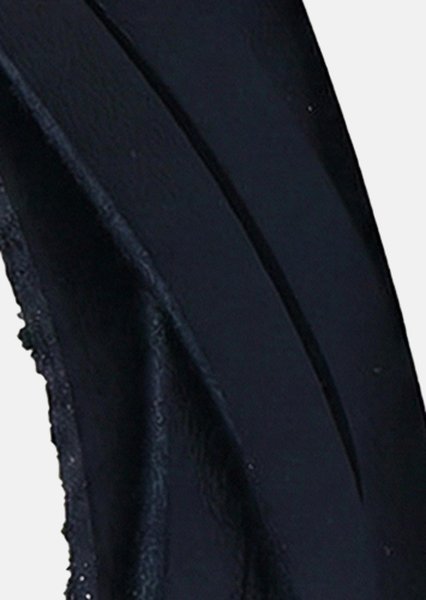 Nahkarannekoru Noble Thread