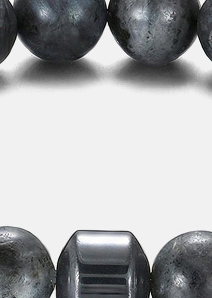 Helmirannekoru Obsidian Charm