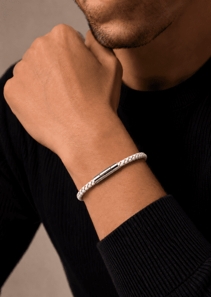 Nahkarannekoru Midnight Knot