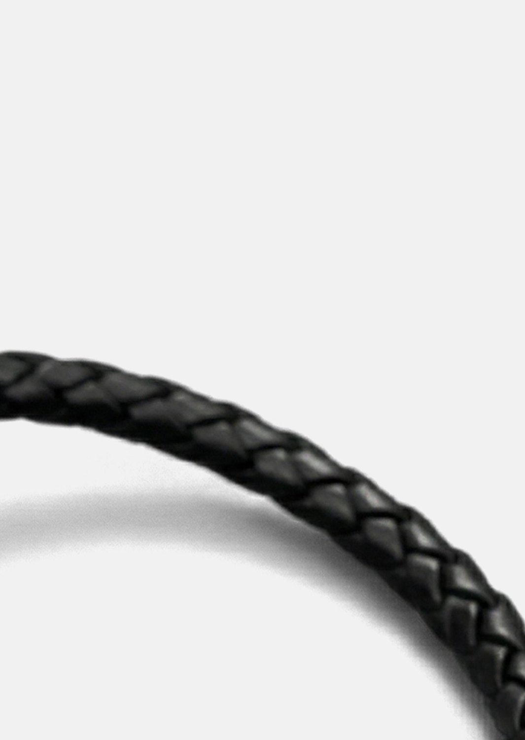 Nahkarannekoru Valor Strand