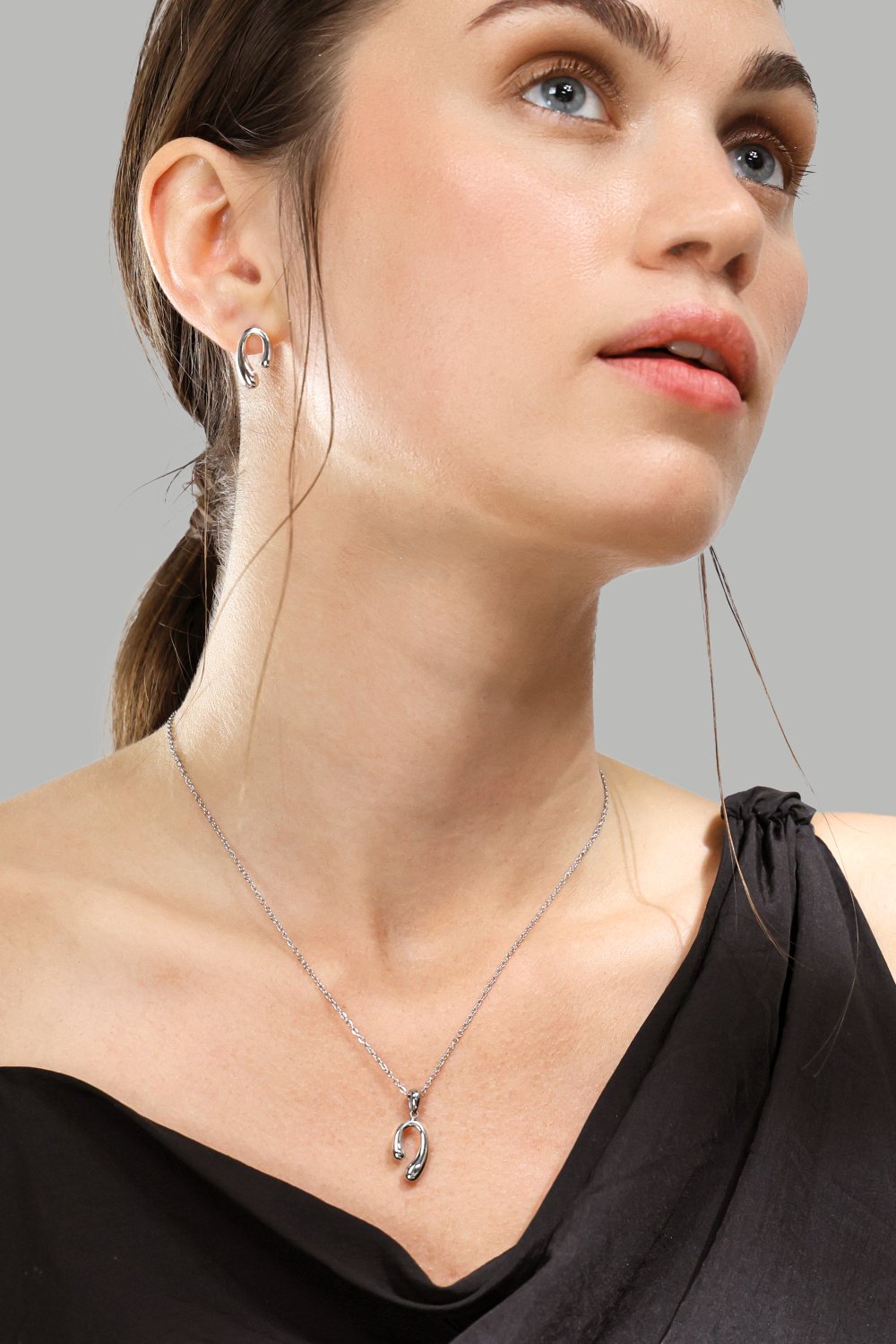 Kaulakoru Silver Flow – Hopeoitu