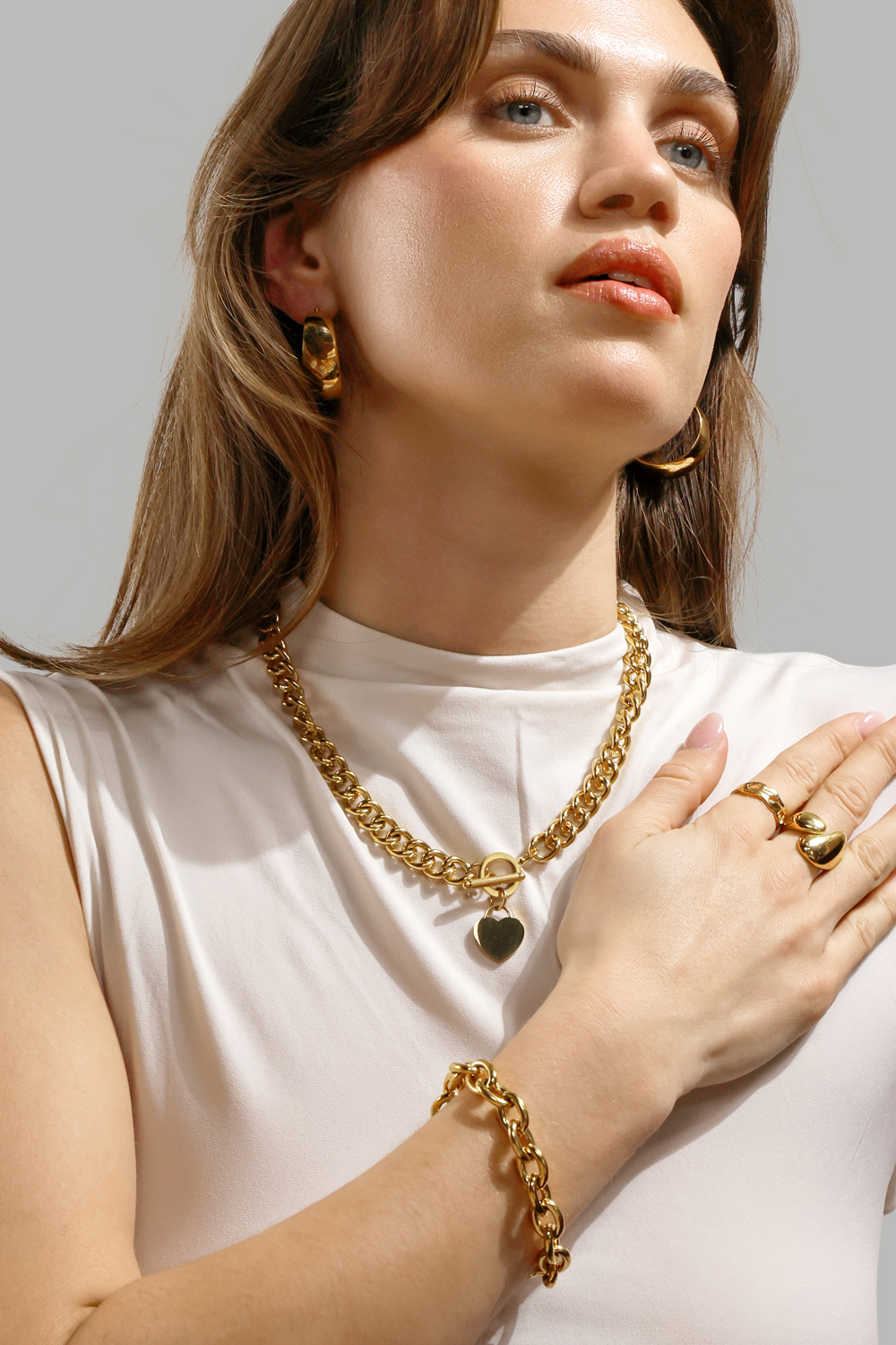 Luxe Circle Charm Necklace - 18k Kullattu