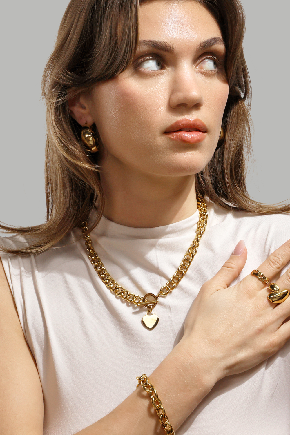 Luxe Circle Charm Necklace - 18k Kullattu