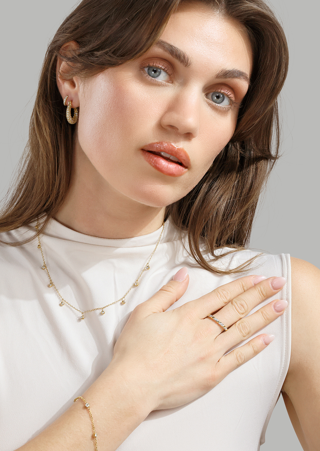 Pure Radiance Kaulakoru – 18k Kullattu