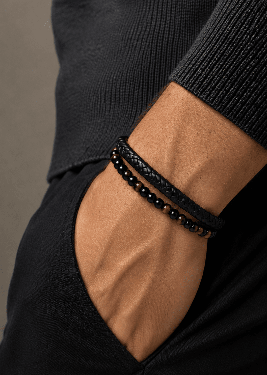 Nahkarannekoru Titan Knot