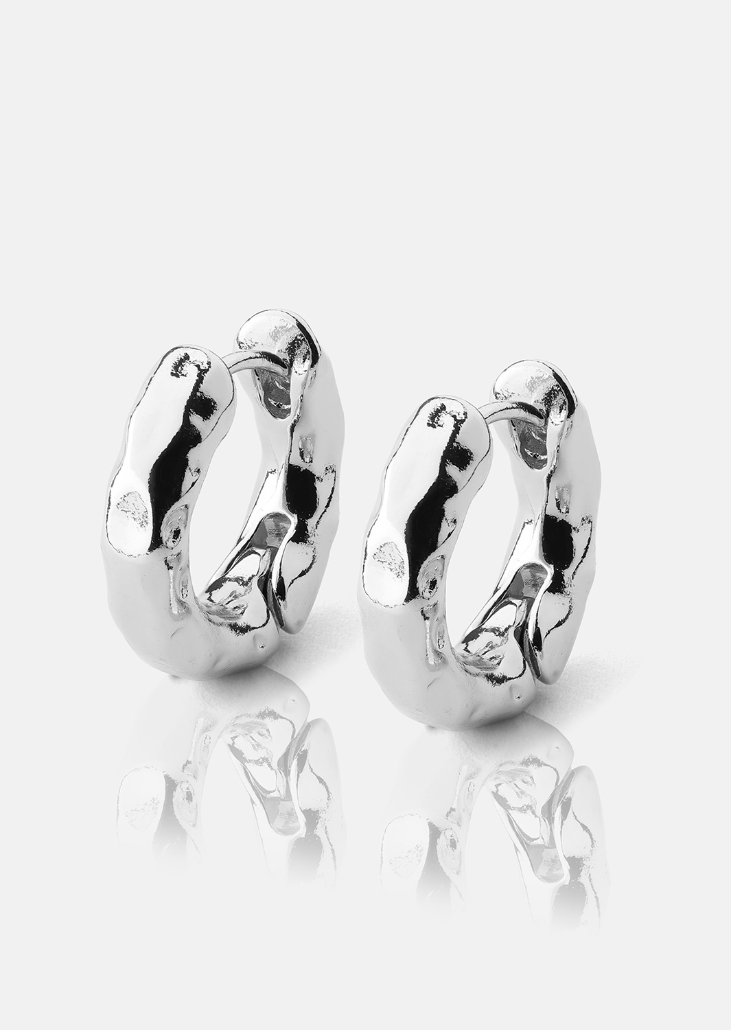 Korvakoru Luxe Ripple Hoops - Hopeoitu