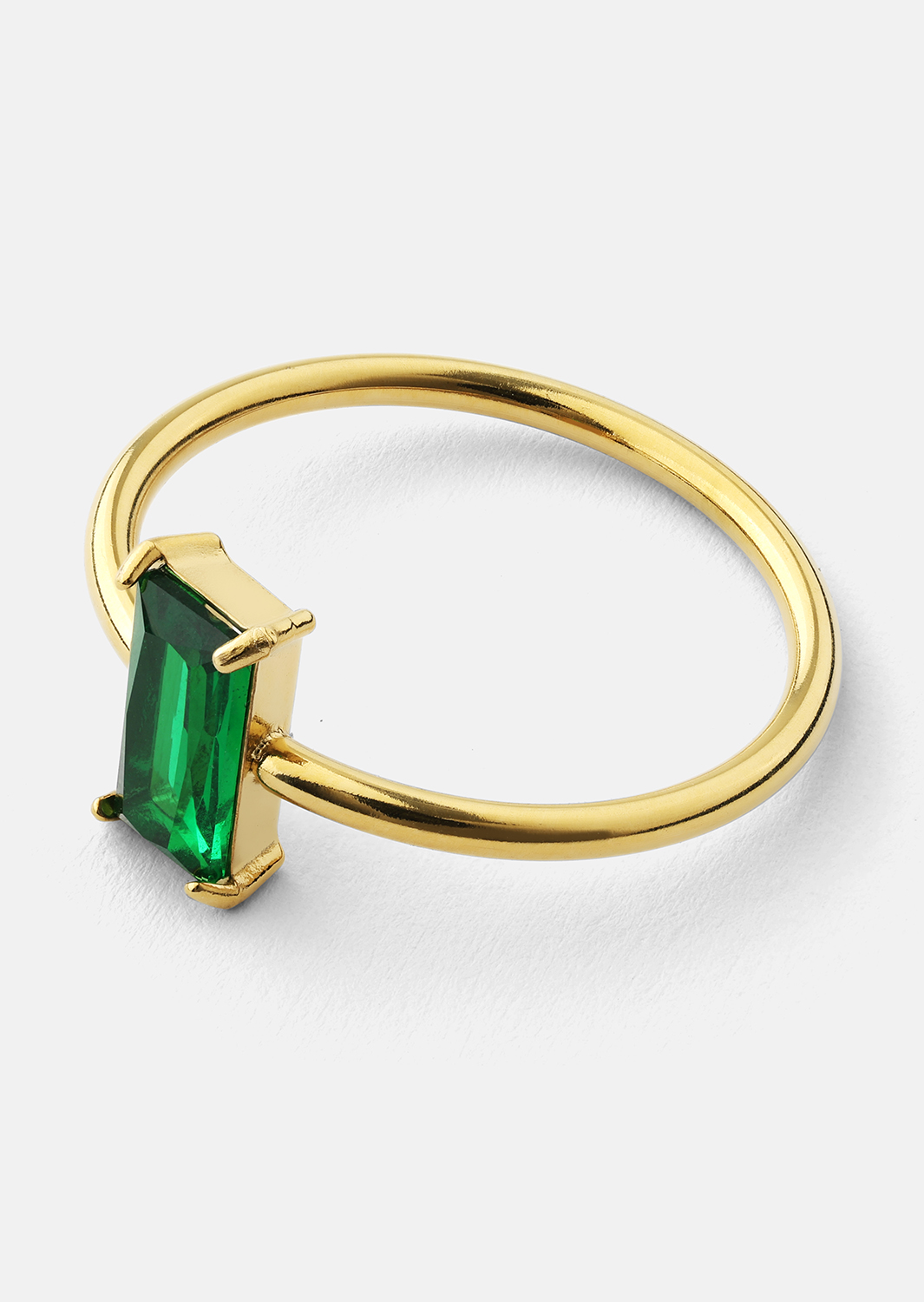 Sormus Emeraldis - 18k Gold Plated